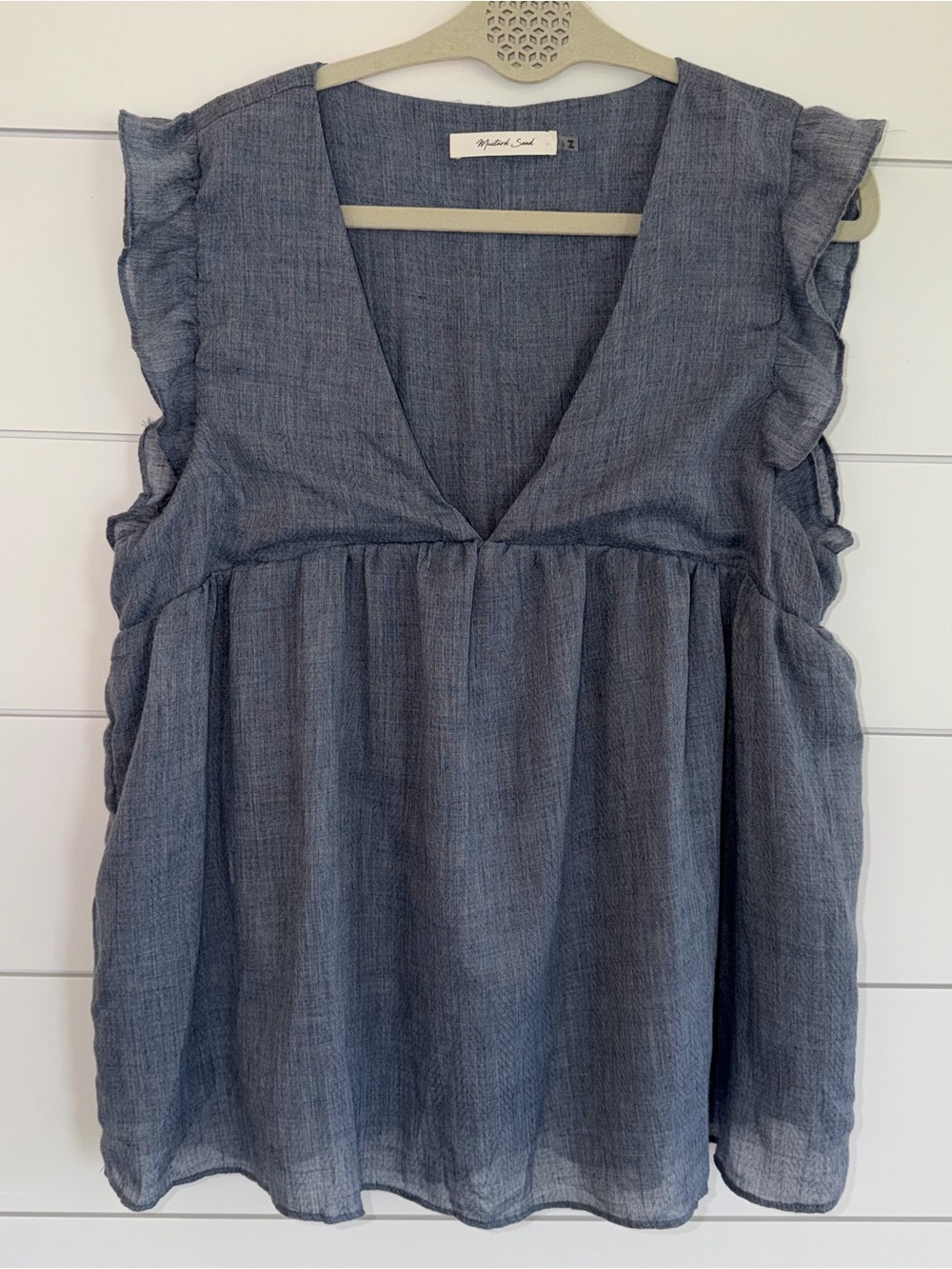Mustard Seed Chambray Babydoll Top Large L Gray Blue Boho Ruffle V-Neck Flowy